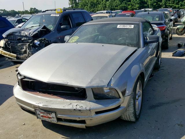 1ZVHT85H295101965 - 2009 FORD MUSTANG GT GRAY photo 2