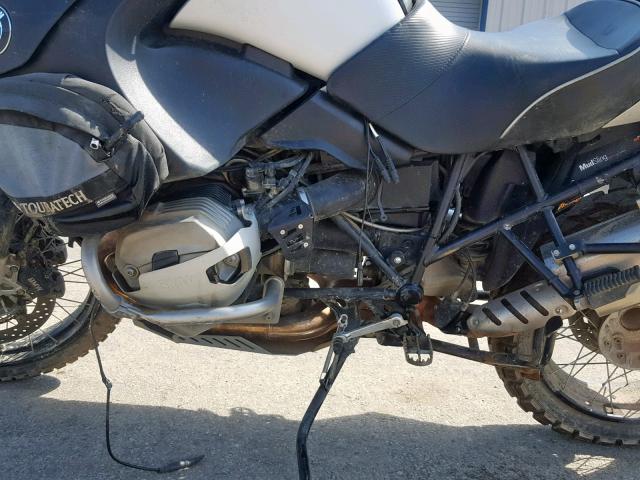 WB1048003BZX66657 - 2011 BMW R1200 GS A GRAY photo 7