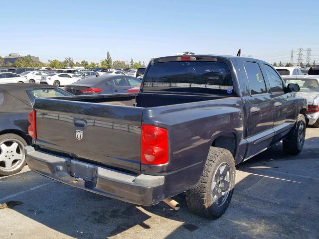 1D7HE48N86S666473 - 2006 DODGE DAKOTA QUA BLACK photo 4