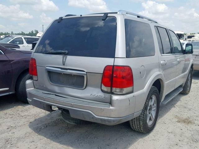 5LMEU88H44ZJ10661 - 2004 LINCOLN AVIATOR SILVER photo 4