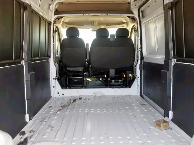 3C6TRVDG6JE156499 - 2018 RAM PROMASTER 白色 照片 6