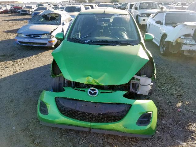 JM1DE1KZ3D0165857 - 2013 MAZDA MAZDA2 GREEN photo 9