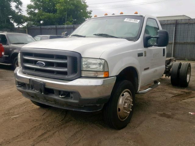 1FDAF56P04EC81760 - 2004 FORD 550 SUPER WHITE photo 2