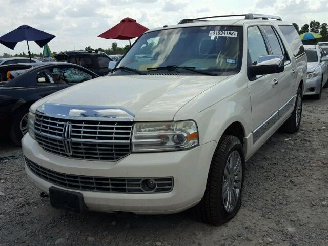 5LMFL27568LJ08060 - 2008 LINCOLN NAVIGATOR 白色 照片 2