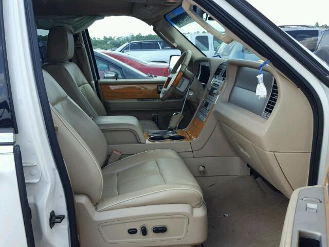 5LMFL27568LJ08060 - 2008 LINCOLN NAVIGATOR 白色 照片 5