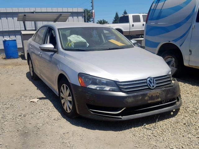 1VWAP7A34CC024402 - 2012 VOLKSWAGEN PASSAT S SILVER photo 1