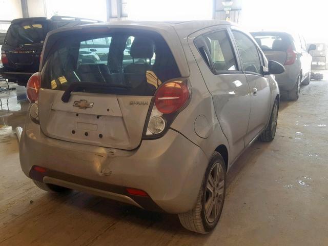 KL8CD6S90FC720110 - 2015 CHEVROLET SPARK 1LT SILVER photo 4