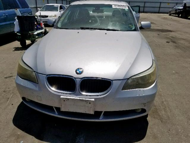 WBANA53504B853240 - 2004 BMW 525 I SILVER photo 9