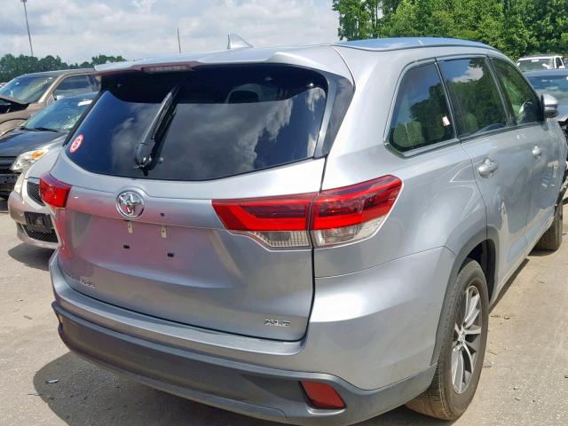 5TDKZRFH6JS530827 - 2018 TOYOTA HIGHLANDER SILVER photo 4