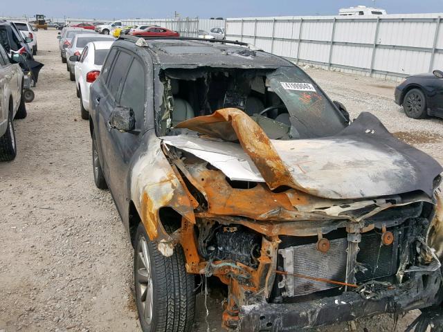 JTEEW44A482008256 - 2008 TOYOTA HIGHLANDER BURN photo 9