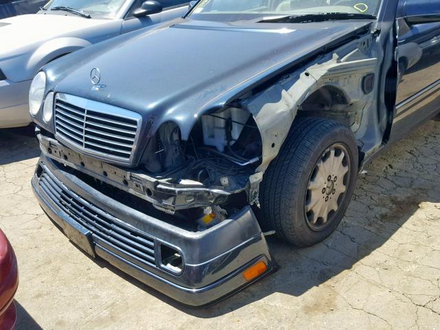 WDBJF65F8WA681822 - 1998 MERCEDES-BENZ E 320 BLUE photo 9