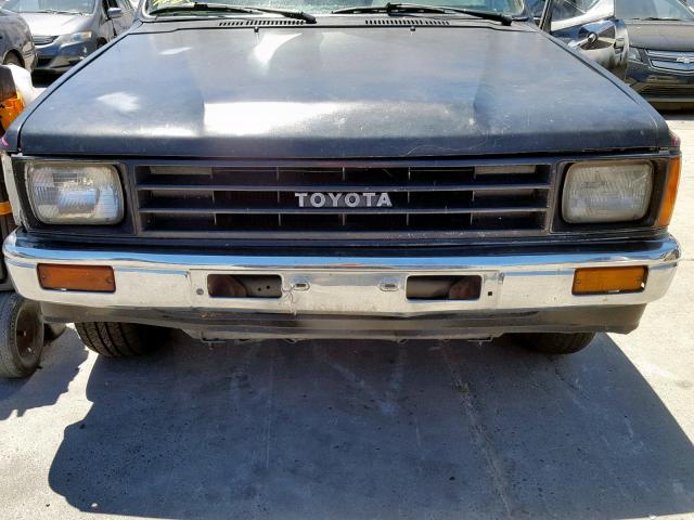 JT4RN50R5H0304358 - 1987 TOYOTA PICKUP 1/2 BLACK photo 7