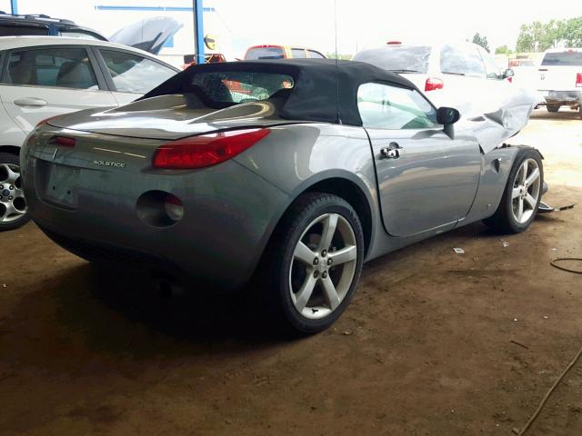 1G2MB33B36Y102742 - 2006 PONTIAC SOLSTICE GRAY photo 4