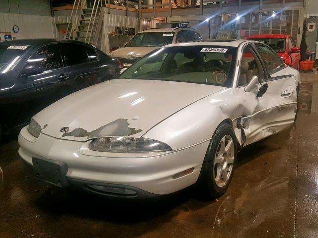 1G3GR62C7W4124637 - 1998 OLDSMOBILE AURORA WHITE photo 2