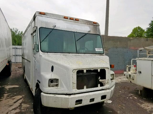 4UZAAPBW91CH89243 - 2001 FREIGHTLINER CHASSIS M WHITE photo 1