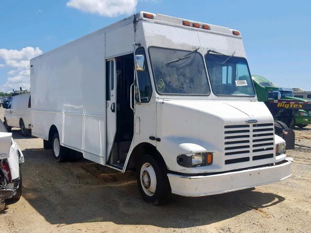 4UZAAPCP54CN47283 - 2004 FREIGHTLINER CHASSIS M WHITE photo 1