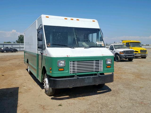 4UZAAPDH06CW64425 - 2006 FREIGHTLINER CHASSIS M TWO TONE photo 1