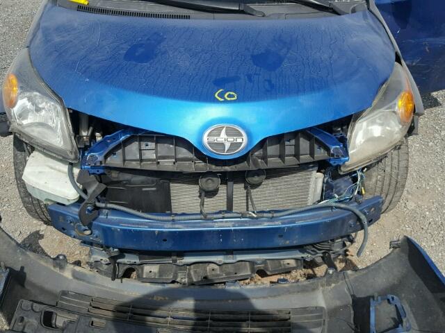 JTKKUPB46D1037200 - 2013 TOYOTA SCION XD BLUE photo 7