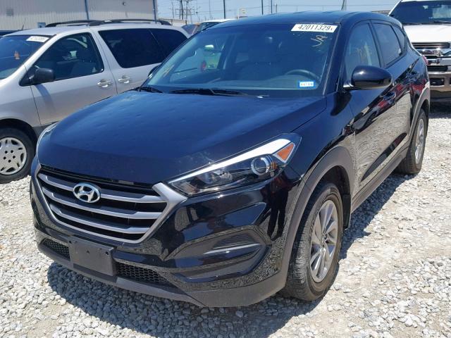 KM8J23A40HU383553 - 2017 HYUNDAI TUCSON SE BLACK photo 2