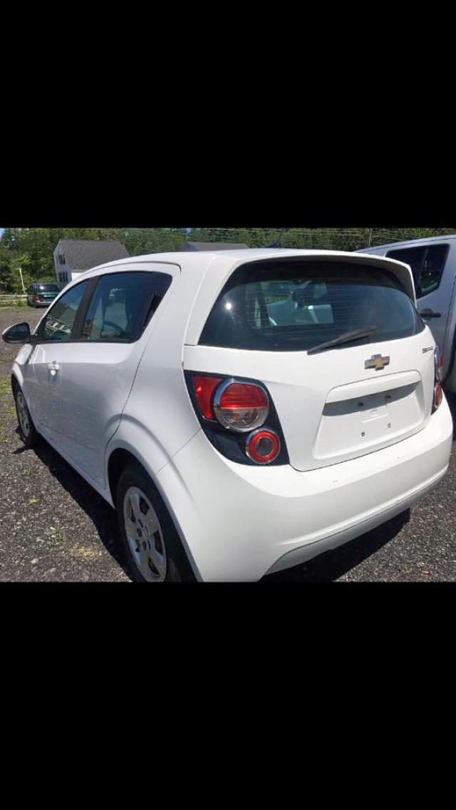 1G1JA6SHXD4163723 - 2013 CHEVROLET SONIC LS 白色 照片 7