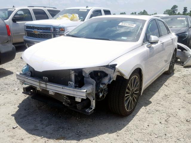 3LN6L2LU5GR632669 - 2016 LINCOLN MKZ HYBRID WHITE photo 2