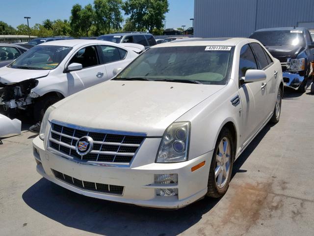 1G6DW67V280128856 - 2008 CADILLAC STS WHITE photo 2