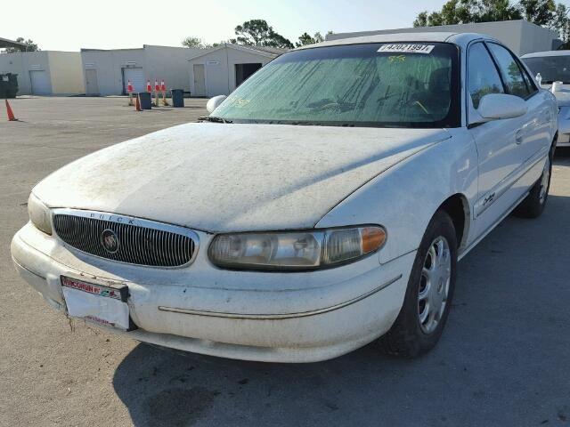 2G4WS52J1Y1290042 - 2000 BUICK CENTURY CU WHITE photo 2