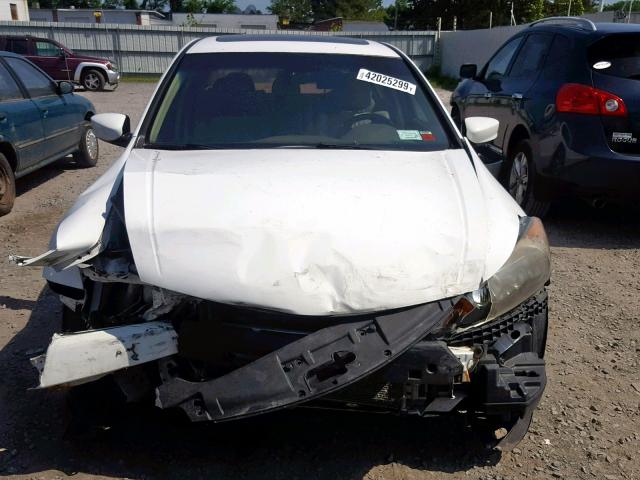 1HGCP2F87AA151416 - 2010 HONDA ACCORD EXL WHITE photo 9