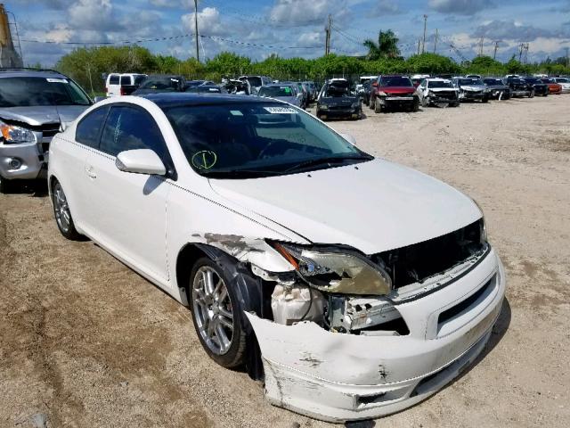 JTKDE177670202629 - 2007 TOYOTA SCION TC WHITE photo 1