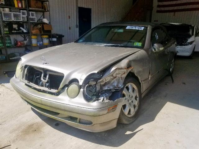 WDBLK65G23T143646 - 2003 MERCEDES-BENZ CLK 320 SILVER photo 2