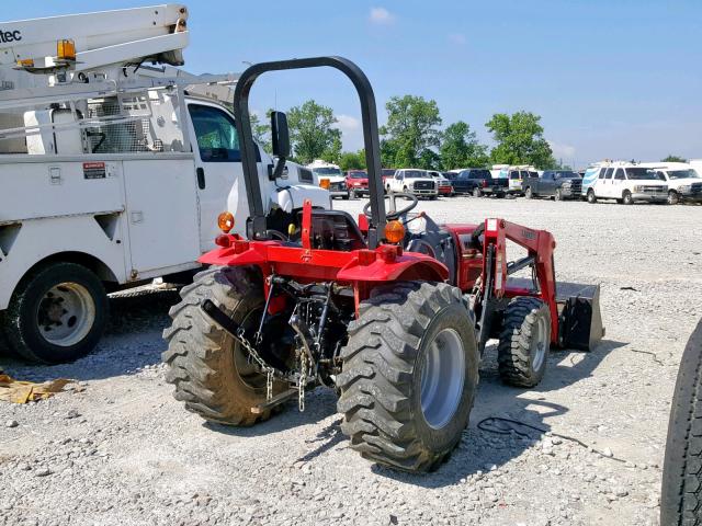 33G081220797 - 2010 MAHINDRA AND MAHINDRA TRACTOR RED photo 4