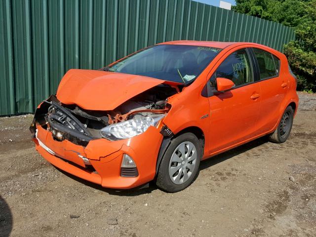 JTDKDTB30D1044487 - 2013 TOYOTA PRIUS C ORANGE photo 2