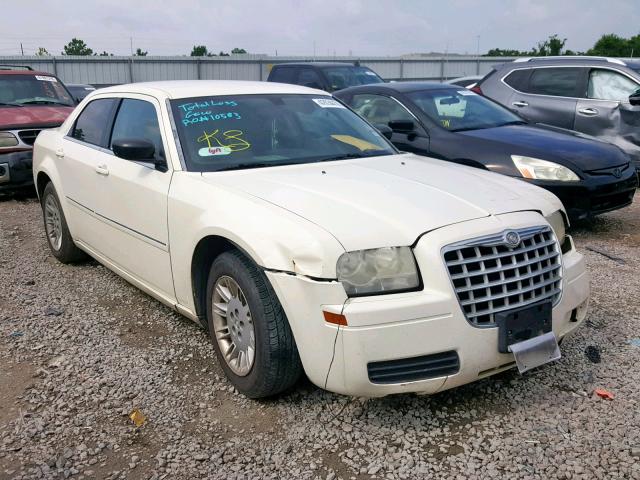 2C3KA43RX7H872090 - 2007 CHRYSLER 300 WHITE photo 1