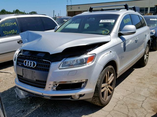 WA1BV74L98D029843 - 2008 AUDI Q7 4.2 QUA SILVER photo 2