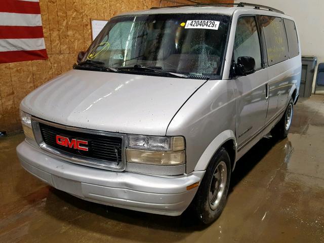 1GKEL19W3SB553487 - 1995 GMC SAFARI XT SILVER photo 2