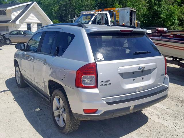 1J4NF1FB6BD218484 - 2011 JEEP COMPASS SP ვერცხლისფერი ფოტო 3