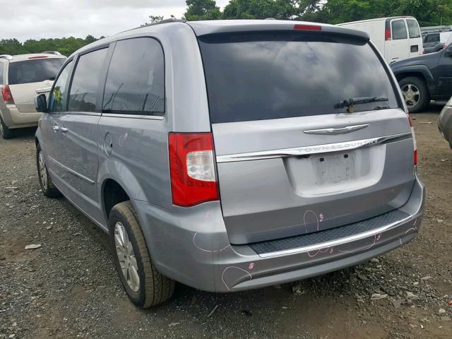 2C4RC1BG5GR253667 - 2016 CHRYSLER TOWN & COU SILVER photo 3