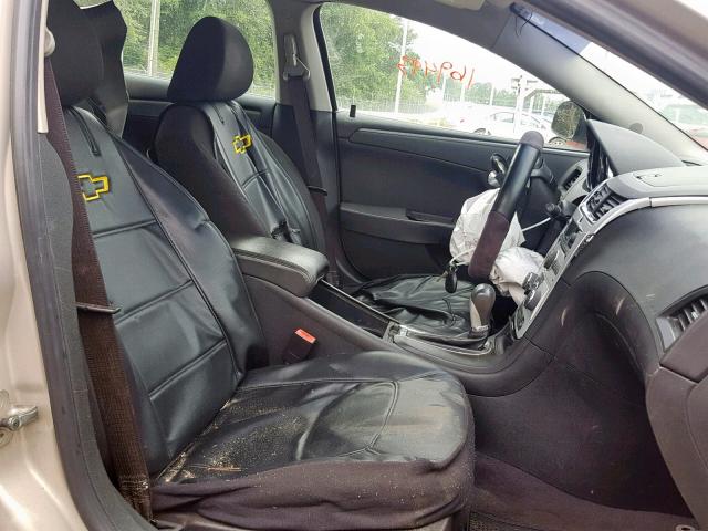 1G1ZC5E08AF175429 - 2010 CHEVROLET MALIBU 1LT 金色 照片 5