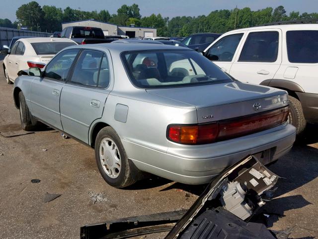 4T1GK13E4RU013082 - 1994 TOYOTA CAMRY XLE SILVER photo 3