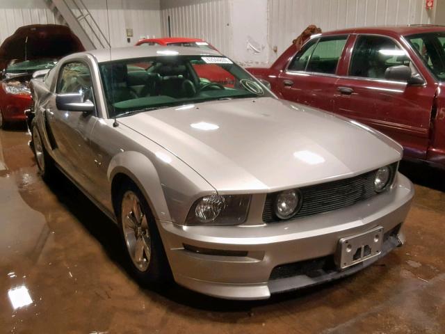 1ZVHT82H195139966 - 2009 FORD MUSTANG GT SILVER photo 1