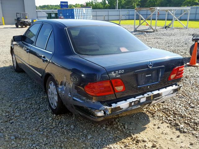 WDBJF55F1VA340979 - 1997 MERCEDES-BENZ E 320 BLUE photo 3