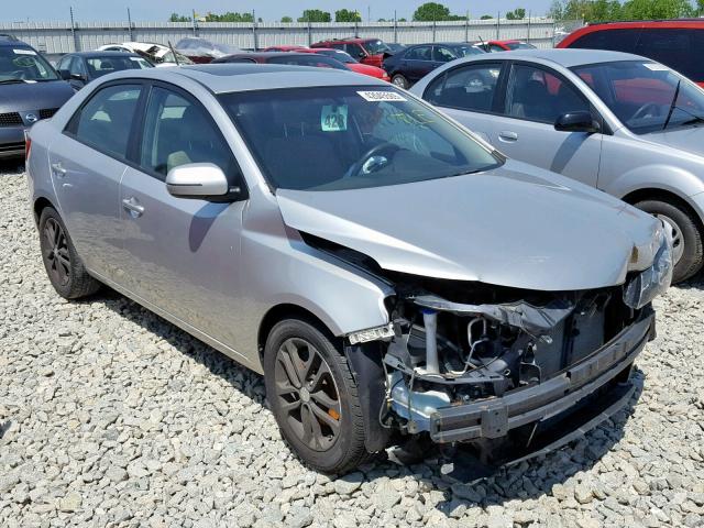 KNAFU4A22B5333325 - 2011 KIA FORTE EX SILVER photo 1