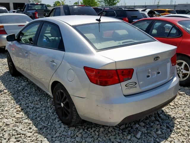 KNAFU4A22B5333325 - 2011 KIA FORTE EX SILVER photo 3