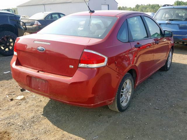 1FAHP3FN7AW163199 - 2010 FORD FOCUS SE RED photo 4