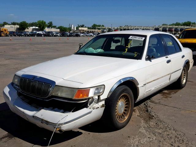 2MEFM75W0YX680403 - 2000 MERCURY GRAND MARQ WHITE photo 2