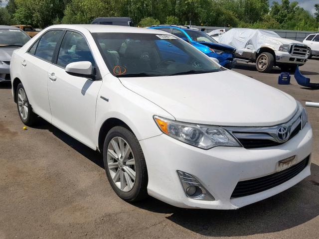 4T1BD1FK0DU068403 - 2013 TOYOTA CAMRY HYBR WHITE photo 1