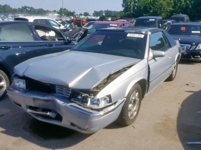 1G6ET1294WU604685 - 1998 CADILLAC ELDORADO T BEIGE photo 2