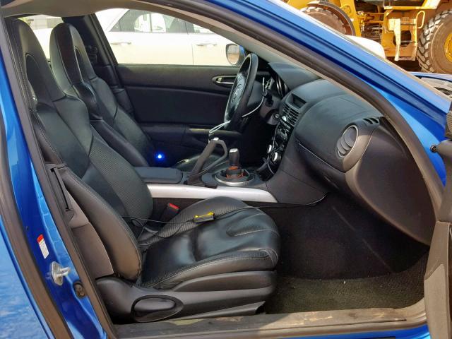 JM1FE173150158100 - 2005 MAZDA RX8 BLUE photo 5