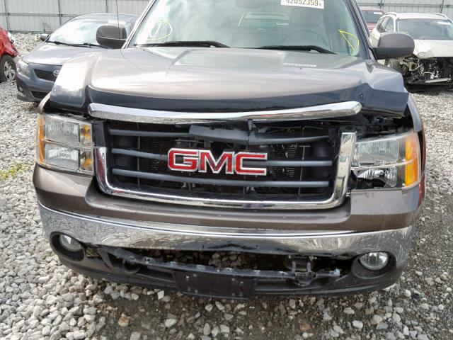 2GTEK19J971676964 - 2007 GMC NEW SIERRA BROWN photo 9