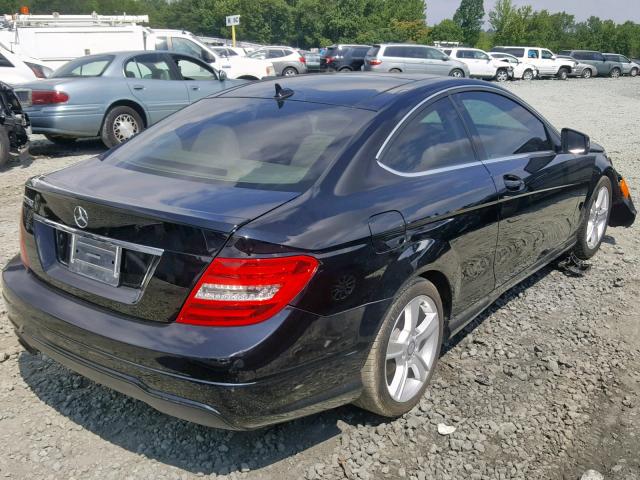 WDDGJ4HB0DF994845 - 2013 MERCEDES-BENZ C 250 BLACK photo 4